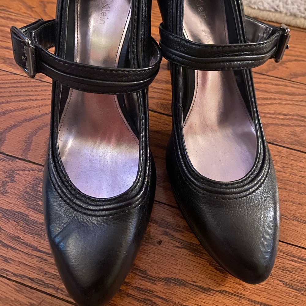 Calvin Klein Black Pumps